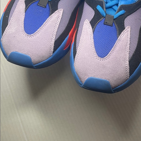 🆕Yeezys - Picture 5 of 10